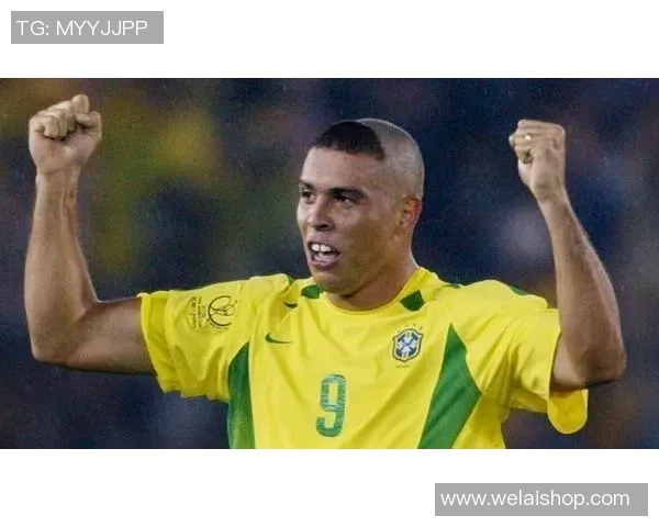 金发丑丑的足球明星如何在绿茵场上逆袭成传奇的故事